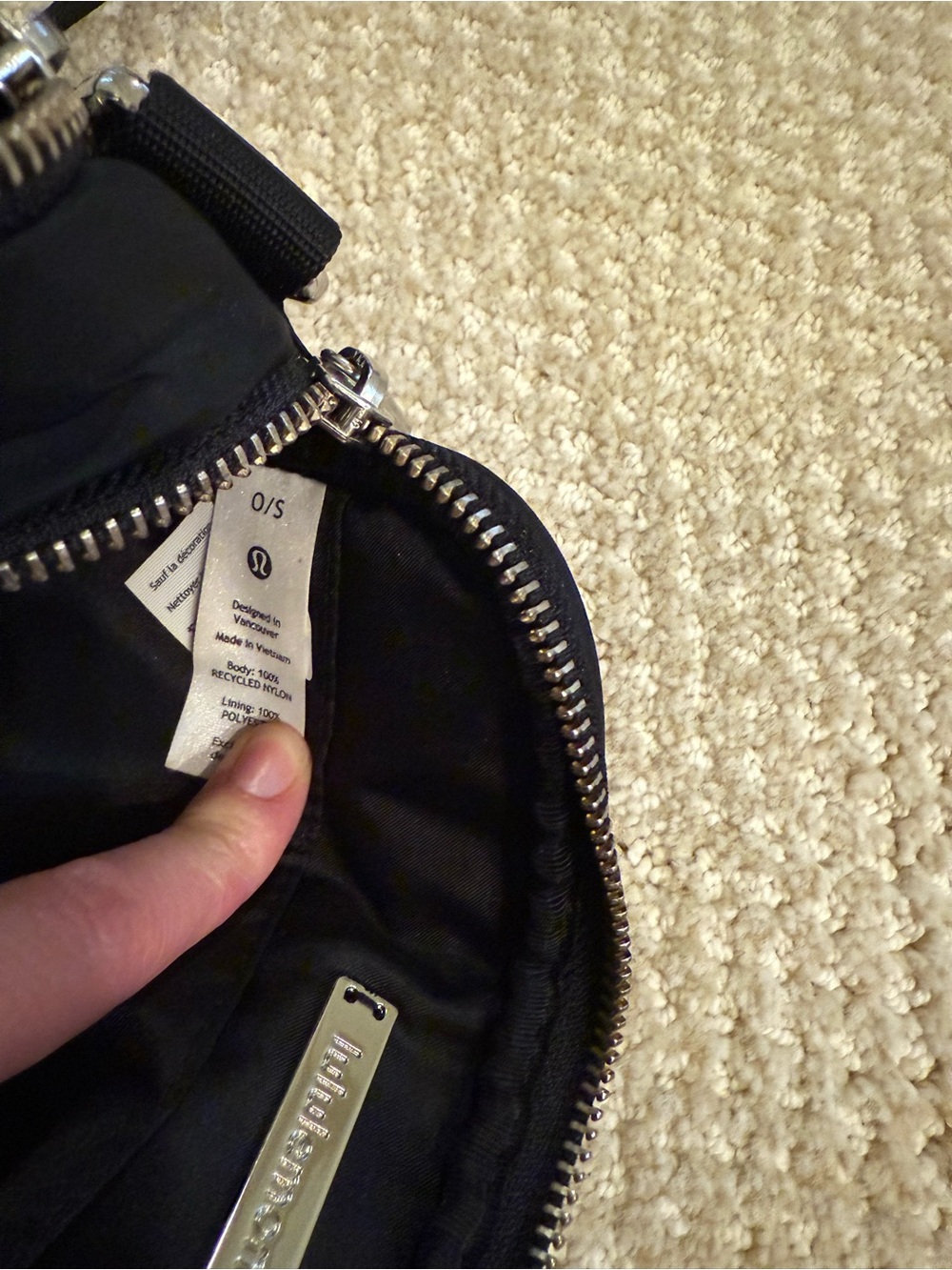 lululemon crossbody - Picture 5 of 5